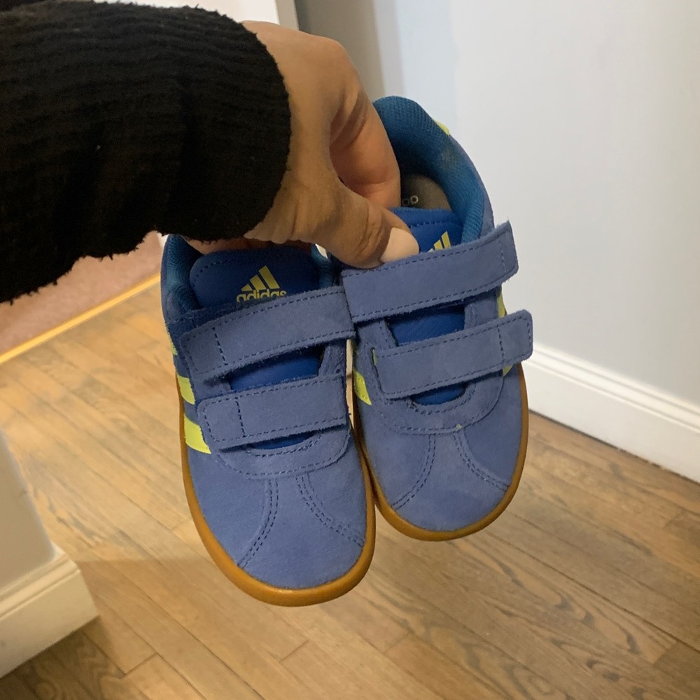 NWOT Adidas Kids Blue Sneakers with Yellow Stripes